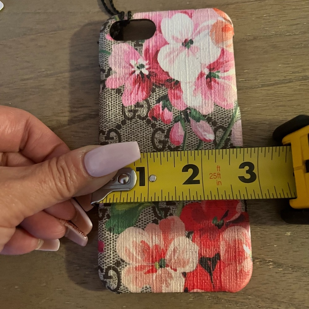 Gucci Phone Case - Picture 6 of 6